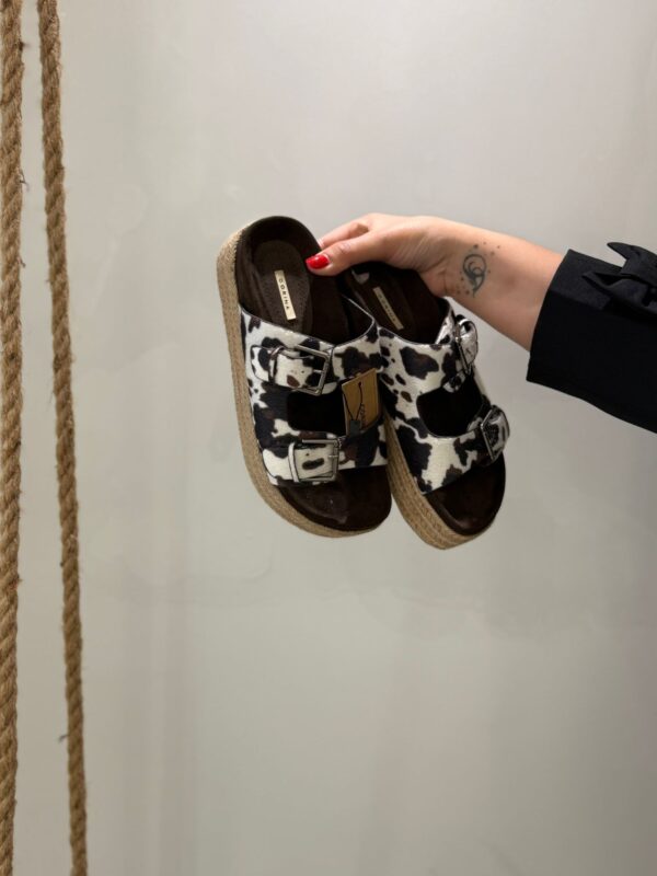 Sandálias Corina Cowhide - Image 5